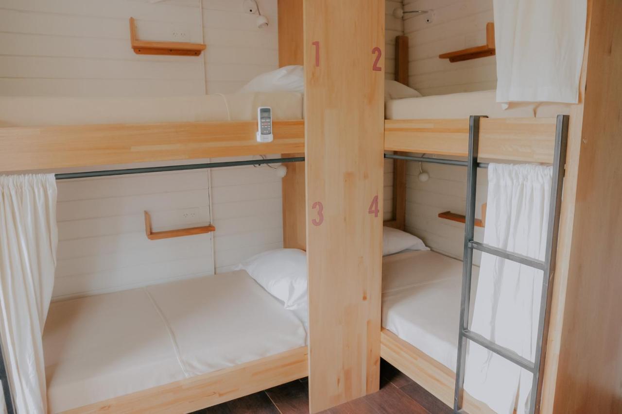 Indomito Hostel San Carlos de Bariloche Ngoại thất bức ảnh
