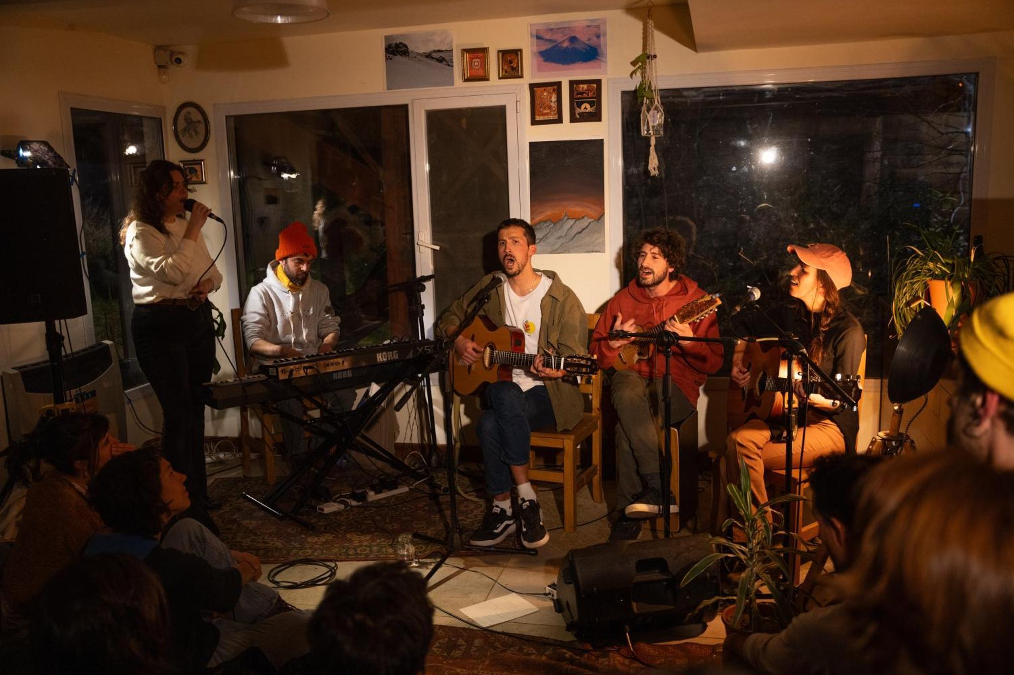 Indomito Hostel San Carlos de Bariloche Ngoại thất bức ảnh