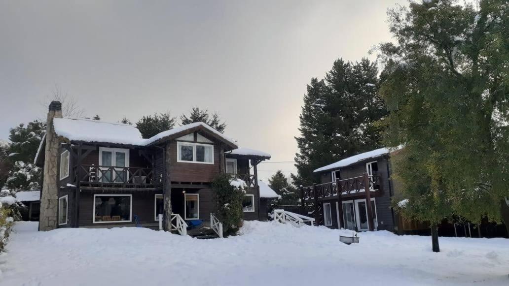 Indomito Hostel San Carlos de Bariloche Ngoại thất bức ảnh