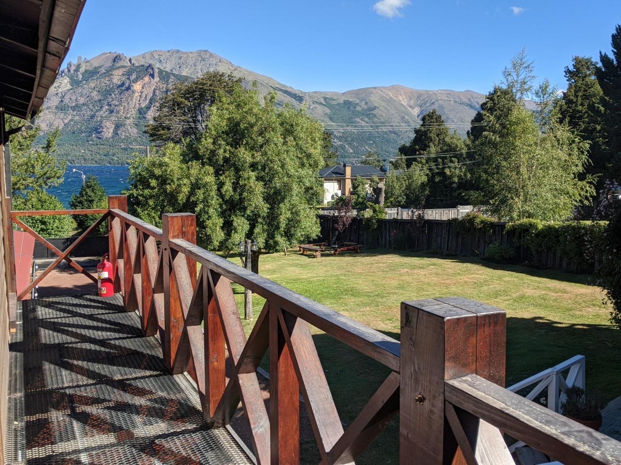 Indomito Hostel San Carlos de Bariloche Ngoại thất bức ảnh